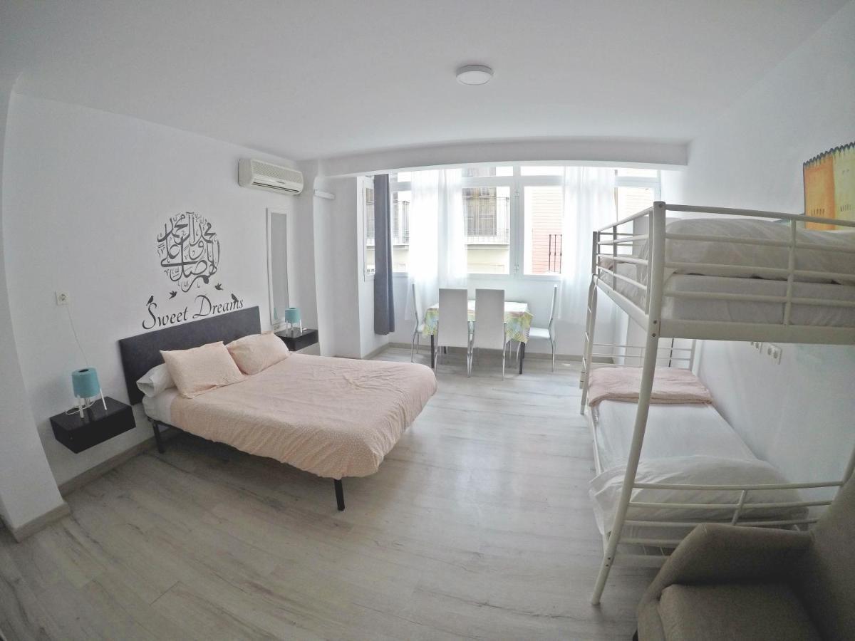Mesonhomes Suites Center - Stay & Work Гранада Экстерьер фото