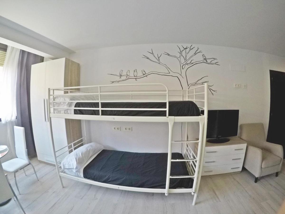 Mesonhomes Suites Center - Stay & Work Гранада Экстерьер фото