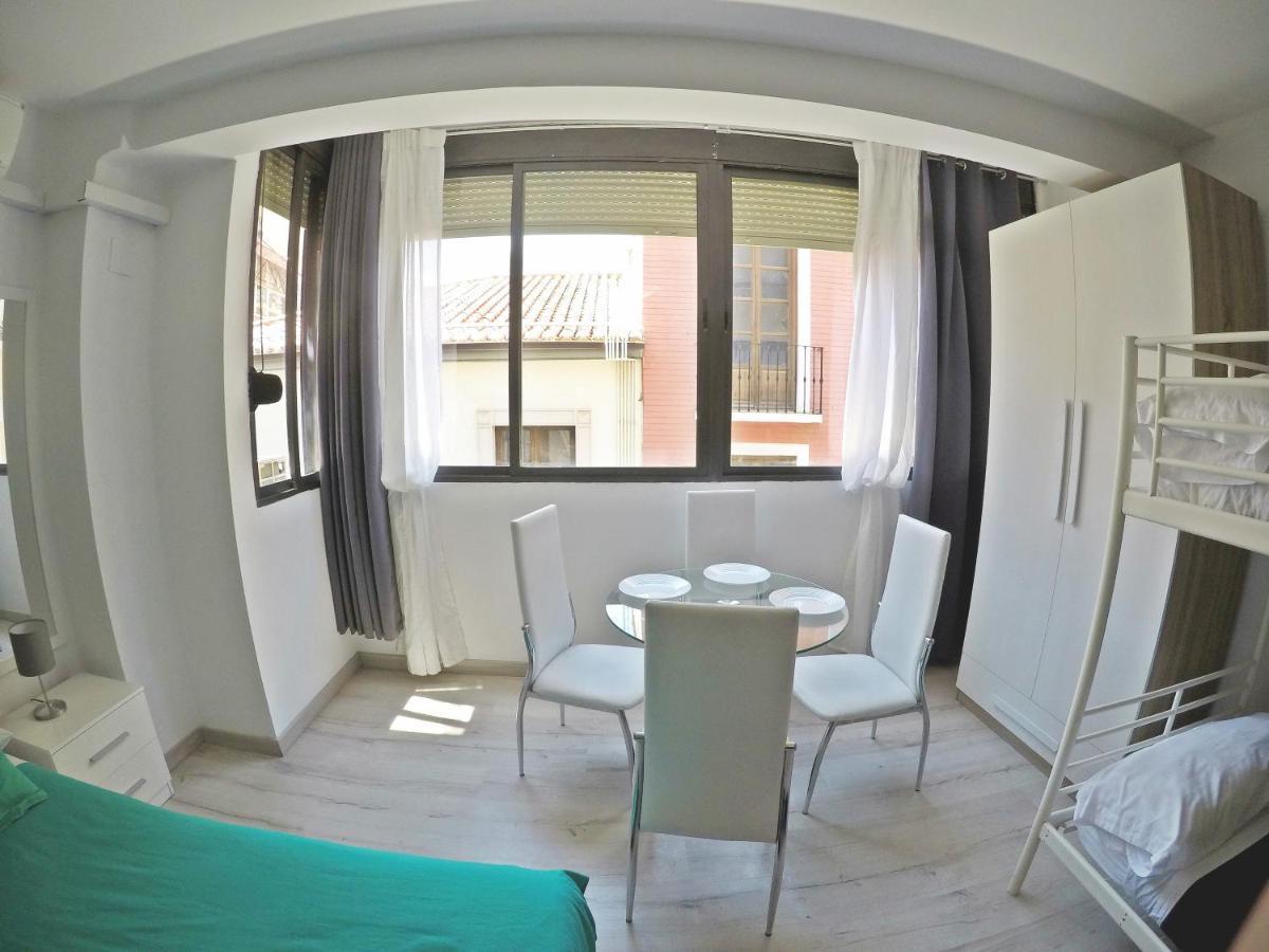 Mesonhomes Suites Center - Stay & Work Гранада Экстерьер фото