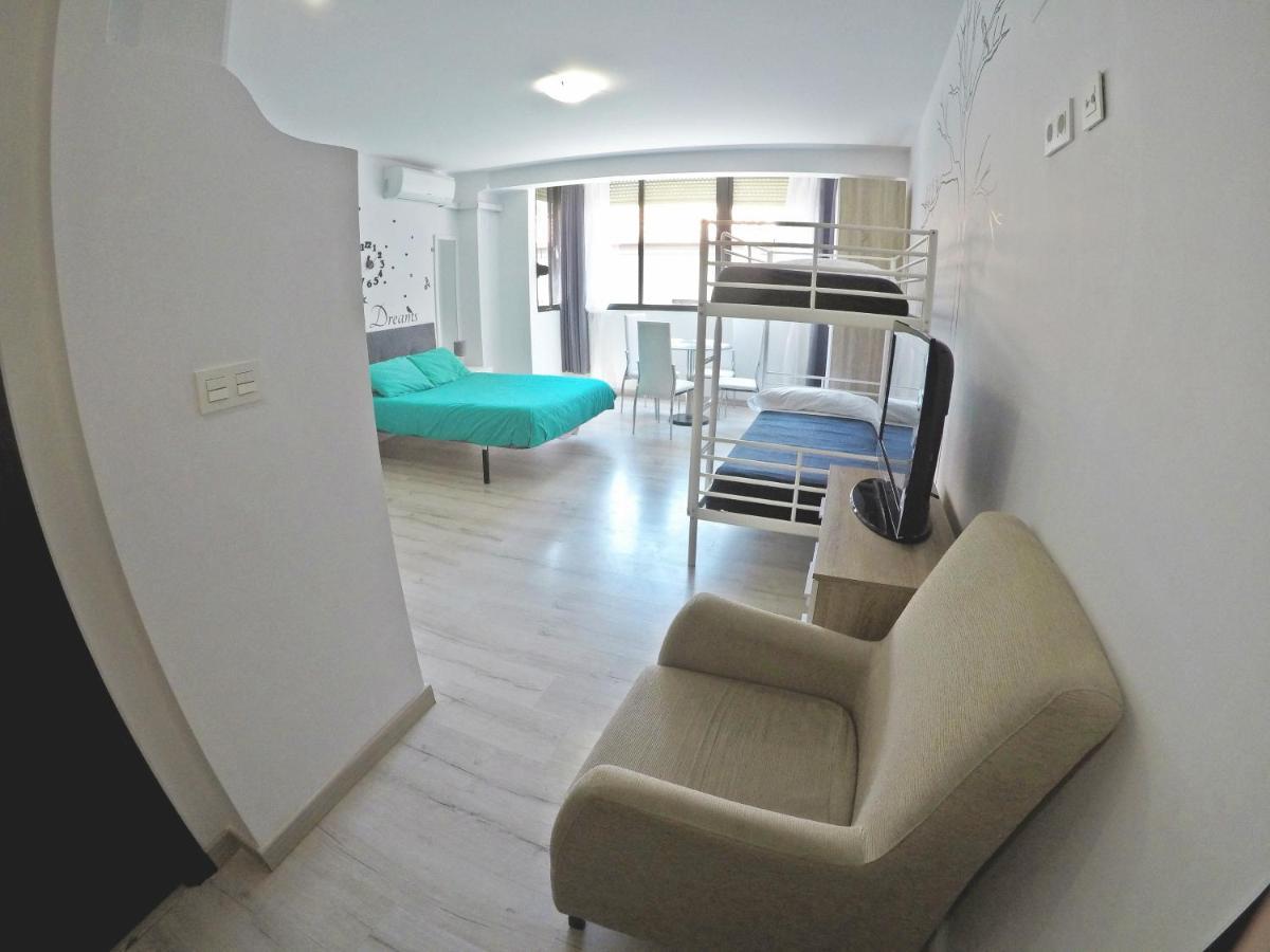 Mesonhomes Suites Center - Stay & Work Гранада Экстерьер фото