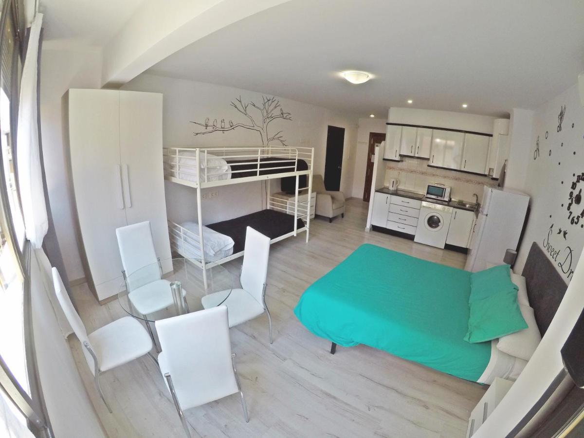 Mesonhomes Suites Center - Stay & Work Гранада Экстерьер фото